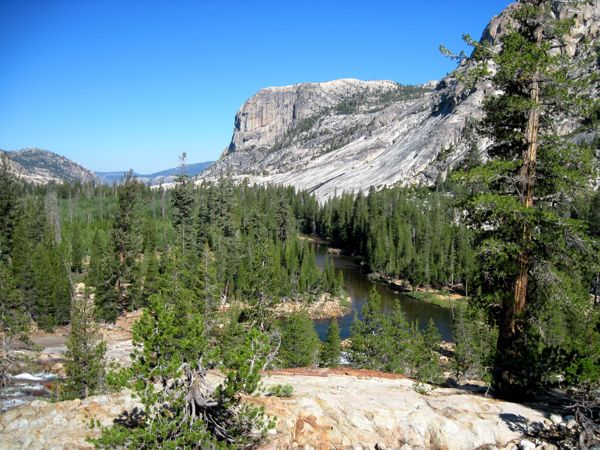 Pic: Day hiking from Glen Aulin